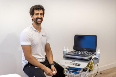 Daniel Ramos Ortega, fisioterapia Theram: “Lo mejor ha sido ver cómo un sueño personal se convirtió en un proyecto con compañerismo, pasión y formación continua”