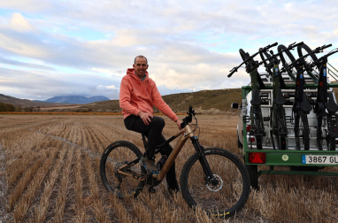 Santiago Baquedano, Bake Bikes Lazagurría: "Estoy descubriendo un gran impacto positivo en la comunidad a la hora de generar sinergias con otros negocios"