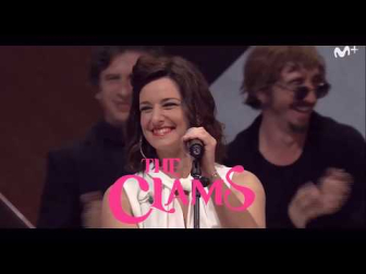 Actuación de The Clams en "El cielo puede esperar", de Movistar.
Con Patricia Conde.