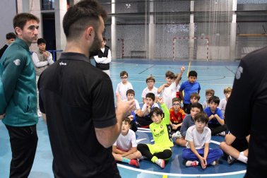 Fotos del arranque del programa "El Xota en tu escuela", con la visita al colegio San Ignacio Jesuítas de Pamplona /
