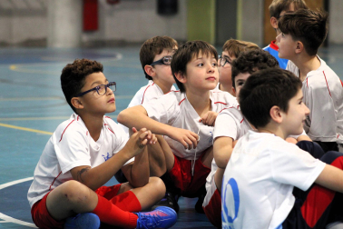 Fotos del arranque del programa "El Xota en tu escuela", con la visita al colegio San Ignacio Jesuítas de Pamplona /