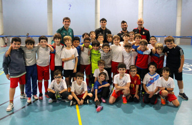 Fotos del arranque del programa "El Xota en tu escuela", con la visita al colegio San Ignacio Jesuítas de Pamplona /