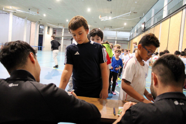 Fotos del arranque del programa "El Xota en tu escuela", con la visita al colegio San Ignacio Jesuítas de Pamplona /