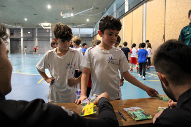 Fotos del arranque del programa "El Xota en tu escuela", con la visita al colegio San Ignacio Jesuítas de Pamplona /