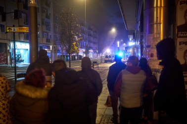 Fotos del incendio en un bazar de la avenida Marcelo Celayeta