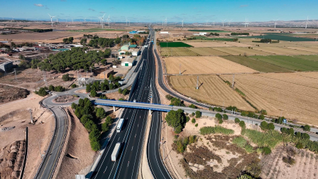 Fotos del nuevo tramo de la A-68 entre Cortes y Mallén