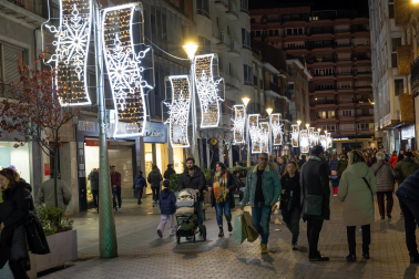 Encendido de la iluminación navideña en Tudela.
