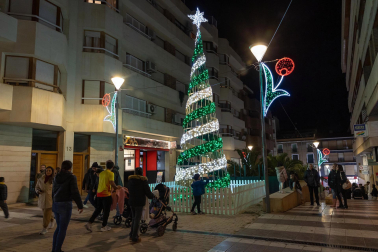 Encendido de la iluminación navideña en Tudela.