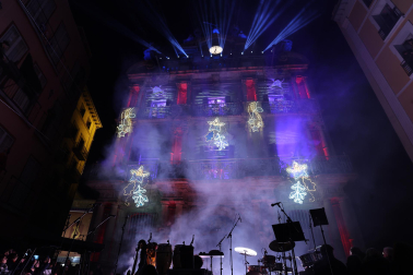 Fotos del encendido de luces de Navidad en Pamplona