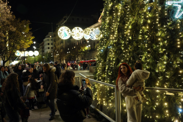 Fotos del encendido de luces de Navidad en Pamplona