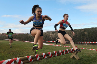 Fotos del Campeonato navarro de Cross corto en San Adrián