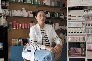 Raquel Pérez González, Farmacia Cizur Menor: "Emprender me ha hecho crecer, no siempre es fácil pero siento que construyo algo propio, fruto de mi trabajo"farmacia cizur menor