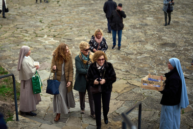 Fotos de la misa en el castillo de Javier por el Día de Navarra y la festividad de San Francisco Javier