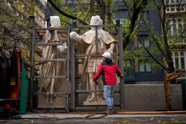 estatuas de los Reyes del paseo Sarasate