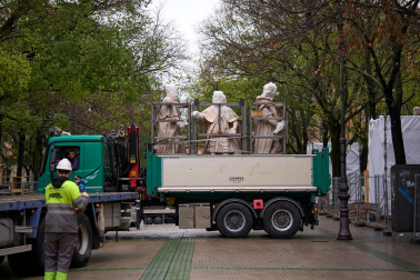 estatuas de los Reyes del paseo Sarasate