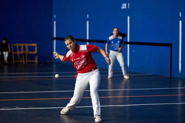 Fotos de las finales masculina y femenina del Cuatro y Medio de Huarte