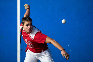 Fotos de las finales masculina y femenina del Cuatro y Medio de Huarte