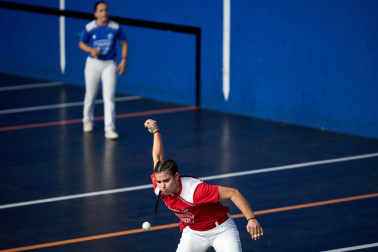 Fotos de las finales masculina y femenina del Cuatro y Medio de Huarte