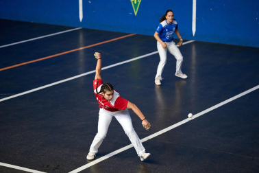 Fotos de las finales masculina y femenina del Cuatro y Medio de Huarte