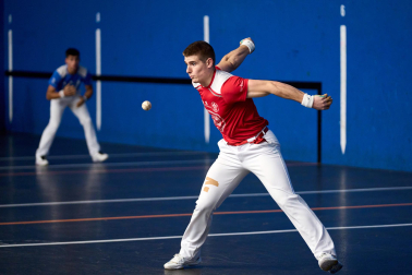 Fotos de las finales masculina y femenina del Cuatro y Medio de Huarte
