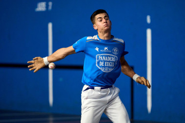Fotos de las finales masculina y femenina del Cuatro y Medio de Huarte