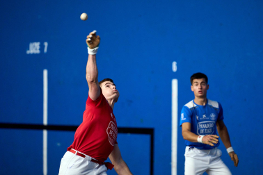 Fotos de las finales masculina y femenina del Cuatro y Medio de Huarte