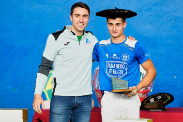 Fotos de las finales masculina y femenina del Cuatro y Medio de Huarte