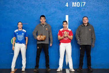 Fotos de las finales masculina y femenina del Cuatro y Medio de Huarte