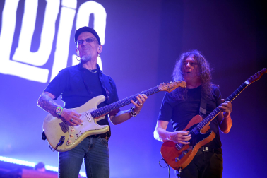 Concierto de Fito & Fitipaldis en el Navarra Arena