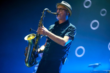 Concierto de Fito & Fitipaldis en el Navarra Arena