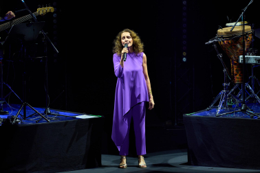 Fotos del concierto de Ana Belén en Baluarte