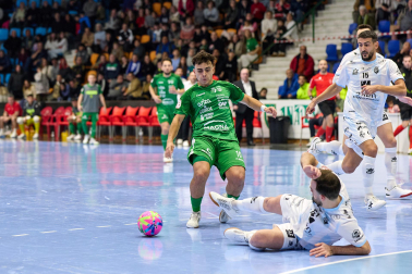 Fotos del Osasuna Magna 1-2 Jaén Paraíso Interior