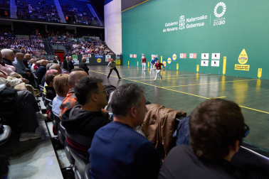 Así estaba la grada del Navarra Arena.