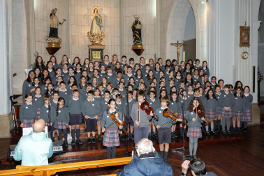Fotos del XXXVIII Festival Escolar de Villancicos de la Orden del Volatín de Tudela