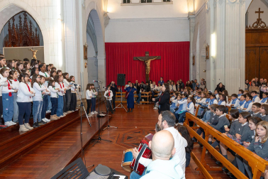 Fotos del XXXVIII Festival Escolar de Villancicos de la Orden del Volatín de Tudela