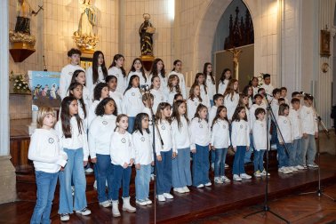 Fotos del XXXVIII Festival Escolar de Villancicos de la Orden del Volatín de Tudela