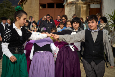 Fotos de la elección de la Reina de la Faba 2026 celebrada este sábado, 20 de diciembre, en Zabalza