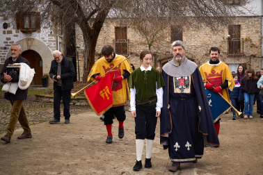 Fotos de la elección de la Reina de la Faba 2026 celebrada este sábado, 20 de diciembre, en Zabalza