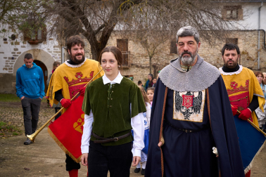 Fotos de la elección de la Reina de la Faba 2026 celebrada este sábado, 20 de diciembre, en Zabalza