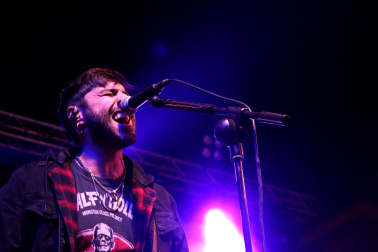 Foto del concierto del grupo de Alfredo Piedrafita (ex de Barricada) en la gira Siempre Barricada en Tudela