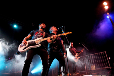 Foto del concierto del grupo de Alfredo Piedrafita (ex de Barricada) en la gira Siempre Barricada en Tudela