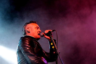 Foto del concierto del grupo de Alfredo Piedrafita (ex de Barricada) en la gira Siempre Barricada en Tudela