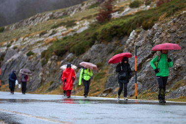 Fotos del LVIII Día de los Montañeros con el ascenso a San Miguel de Aralar