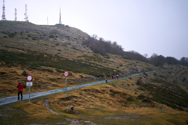 Fotos del LVIII Día de los Montañeros con el ascenso a San Miguel de Aralar