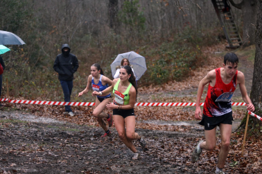 Participantes en el Campeonato Navarro de Cross-Cross Dantzaleku de Alsasua