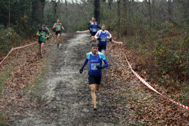 Participantes en el Campeonato Navarro de Cross-Cross Dantzaleku de Alsasua