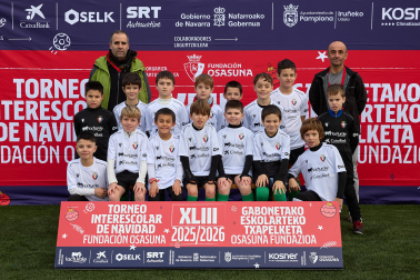 PATXI LARRAINZAR. El equipo lo forman Inar Azpilikueta, Asier Lagunas, Oier Ganuza, Markel Urriza, Unax Tirapu, Mateo Chasco, Eder Rol, Unax Ozcoidi, Iosu Górriz, Beñat Saragüeta, Gaizka Idiazabal, Mikel Morales, Mikel Álvarez, Inhar Beguiristain, Markel Adrián Sagardía.