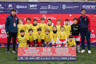 IRABIA IZAGA. El equipo lo integran Pedro Esarte, Gonzalo Poyo, Mateo Arana, Iñigo Ruiz-Clavijo, Rubén Ranz, Álvaro Toribio, Mikel Beorlegui, Juan Pablo Castiella, Lucas Pérez, Nicolás María Martínez, Daniel Pérez, Javier Mina, Pablo Pérez, Álvaro Martín, Tomás Serrano.