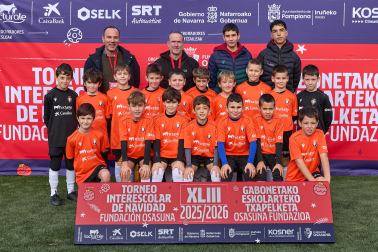 JOAKIN LIZARRAGA. El equipo lo forman Oinatz Yoldi, Arkaitz Alzórriz, Ion Alfonso, Adur Ezkurra, Ion de Esteban, Izai Valencia, Mikel Huarte, Eneko Ichaso, Amaiur Arredondo, Abel Soto, Eneko Francesena, Izei Eseverri, Xabier Arana, Asier Berriozábal, Einar Mauleón, Aimar Úriz, Ander Domeño y Oihan Marchueta.