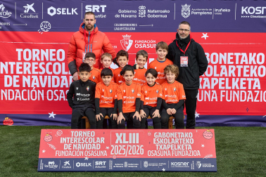 LA COMPASIÓN ESCOLAPIOS. El equipo lo integran Víctor Aiden Girón, Oier Ancizu, Samantha Tamayo, Marlon Alcaraz, Oier Collado, Aritz Lorenzo, Oihan Contreras, Alex Torres, Xabier Ibeas, Unai Olascoaga, Alain Altuna, Marcos Conde, Matías Díaz, Yoan Marcos, Yerai Miranda, Renée Nogales.